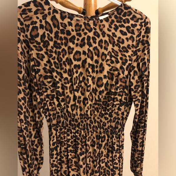 Classic animal print midi dress, cinched waist, 2 - Picture 2 of 5